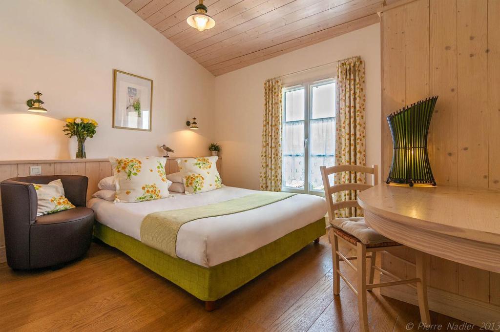 Hotel La Galiote En Re La Flotte Kültér fotó